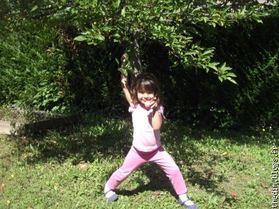 Carmen profite du soleil